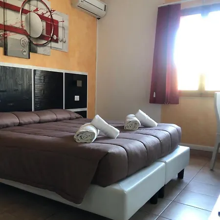 Hotel Funtana E Donne-3